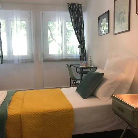 Dormeaqui Gasthuis *